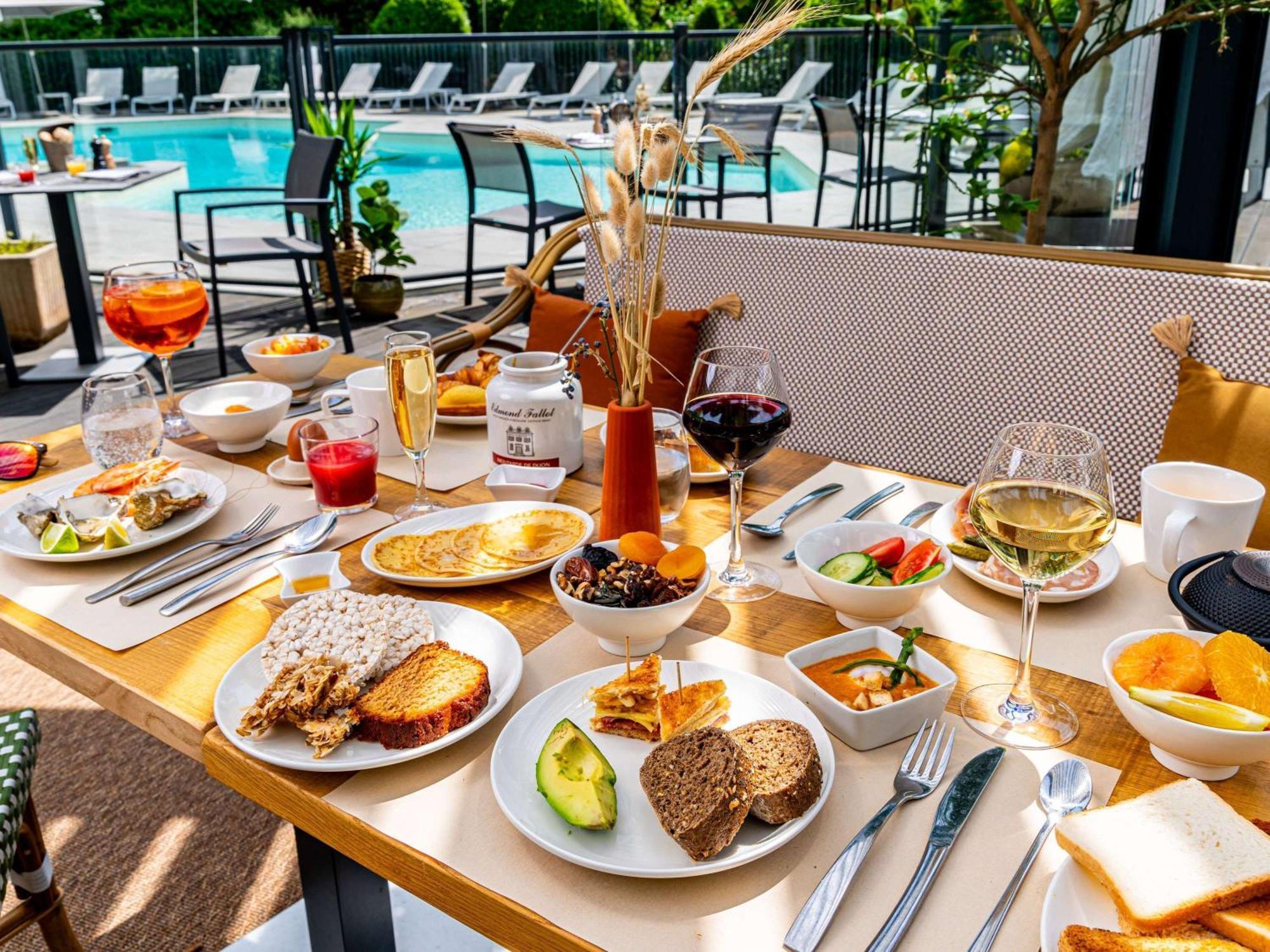 Mercure Beaune Centre Екстериор снимка